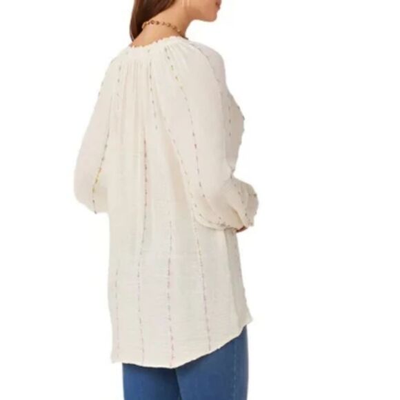Democracy Woven Split V-Neck 3/4 Blouson Sleeve Crochet Edge Woven Top - Picture 14 of 15